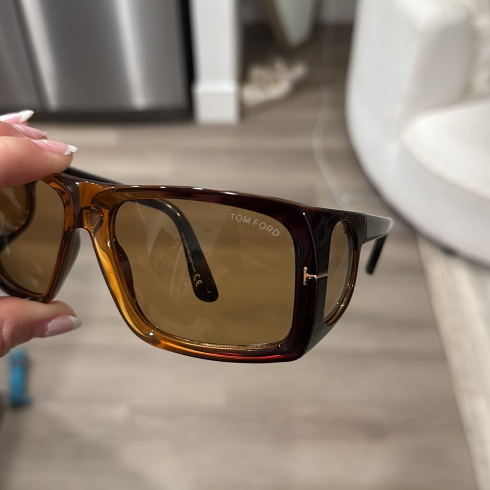 Tom Ford Sunglasses - Picture 2 of 4